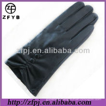 2013 fashion style winter gloves made of lambskin leather
